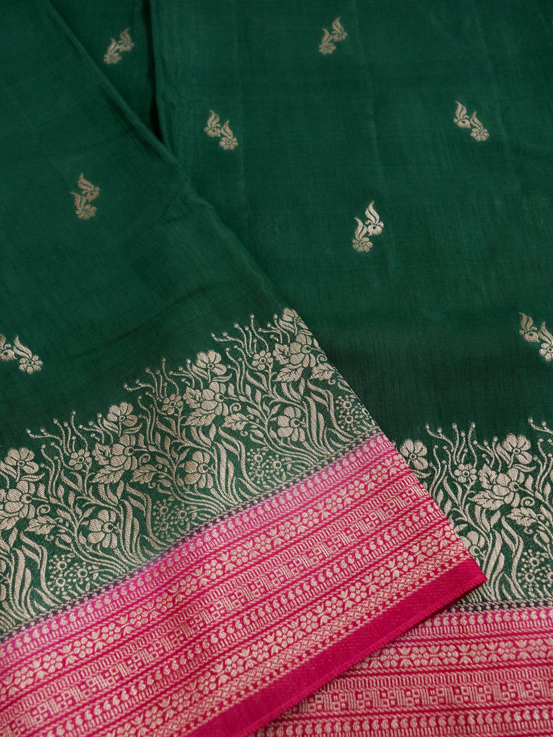 Bottle Green Banarasi Linen Saree - Image 3