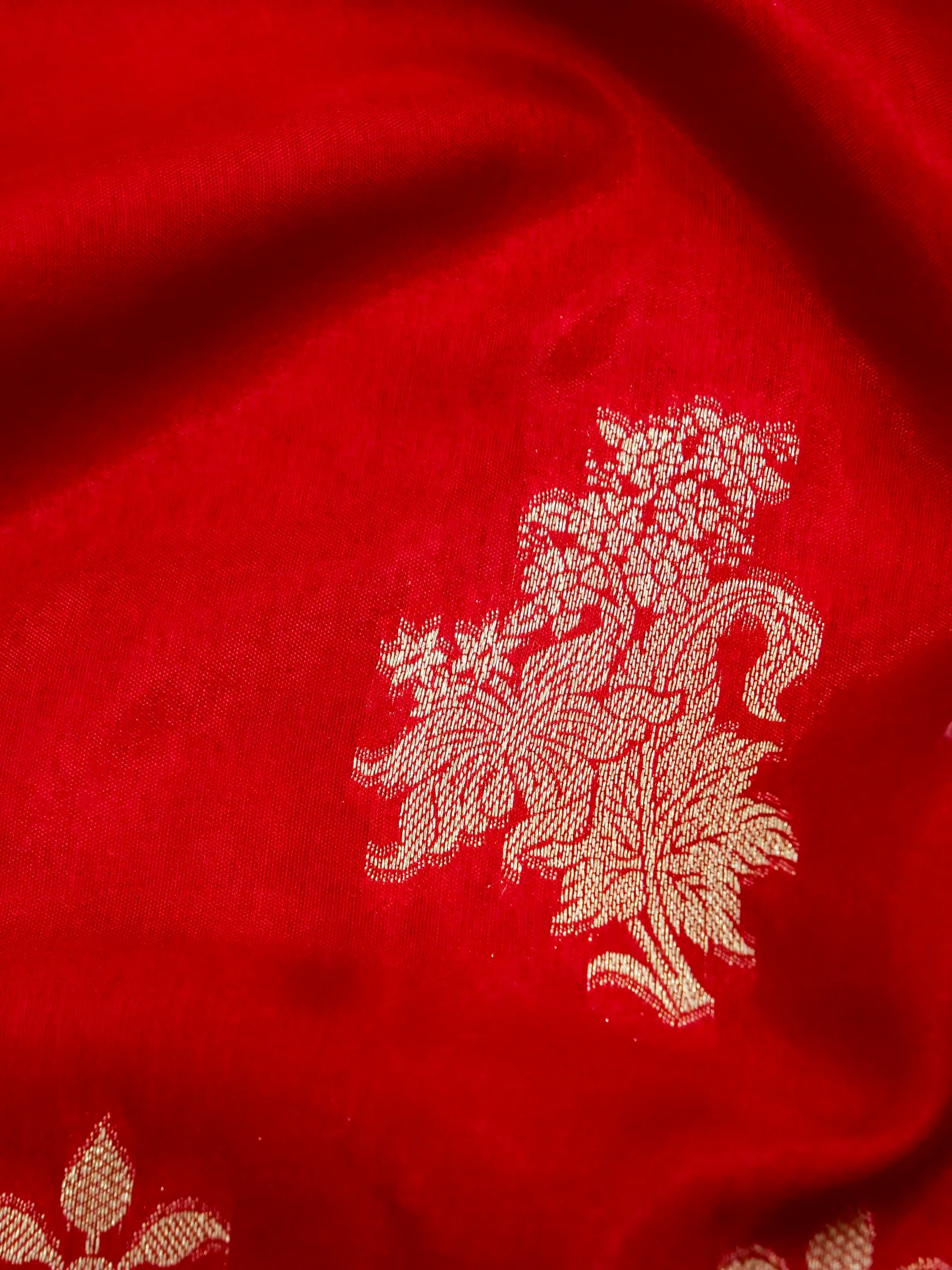 Crimson Red Banarasi Dola Silk Saree - Image 5