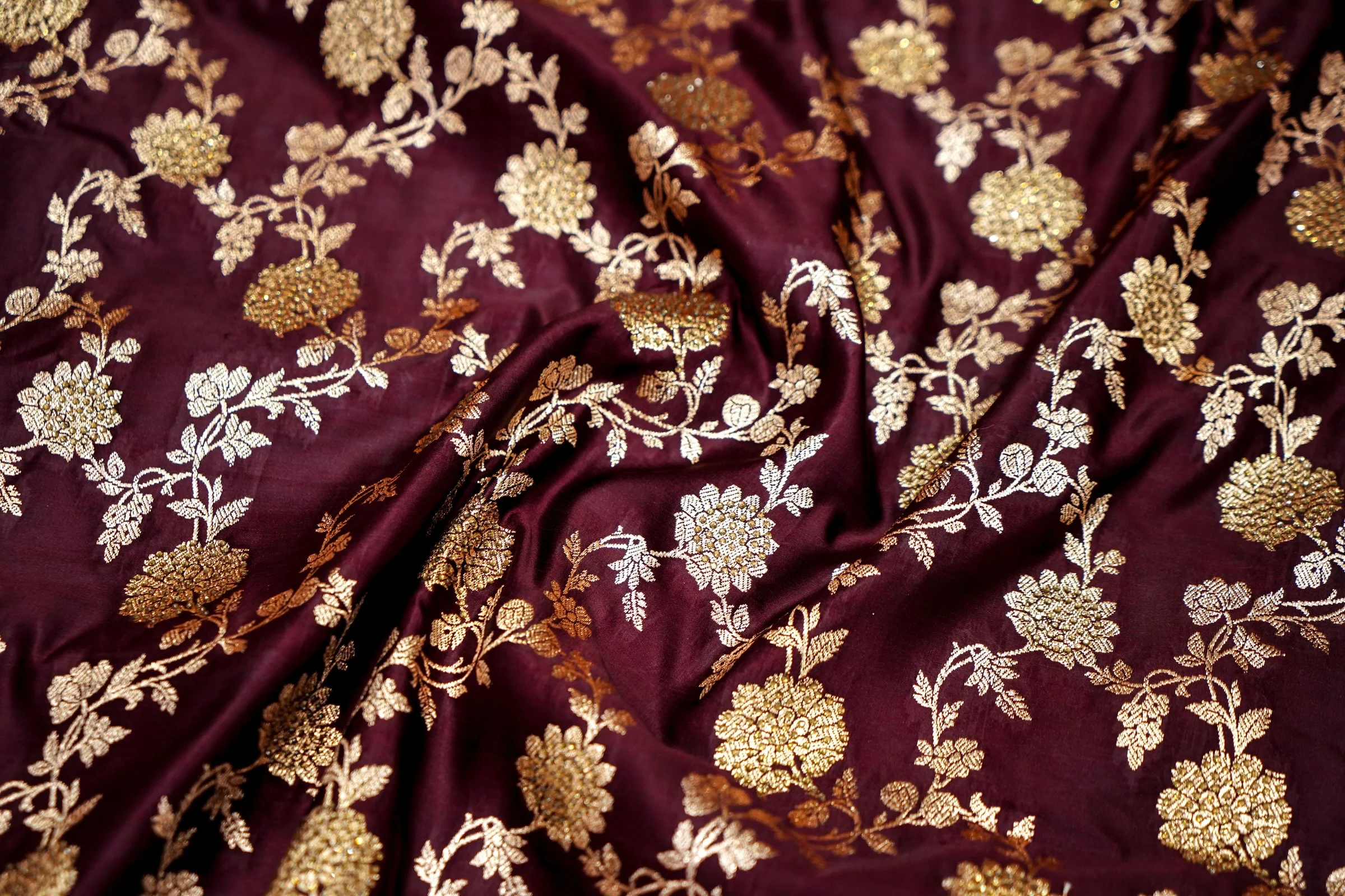 Deep Royal Maroon Banarasi Mashru Silk Saree - Image 5