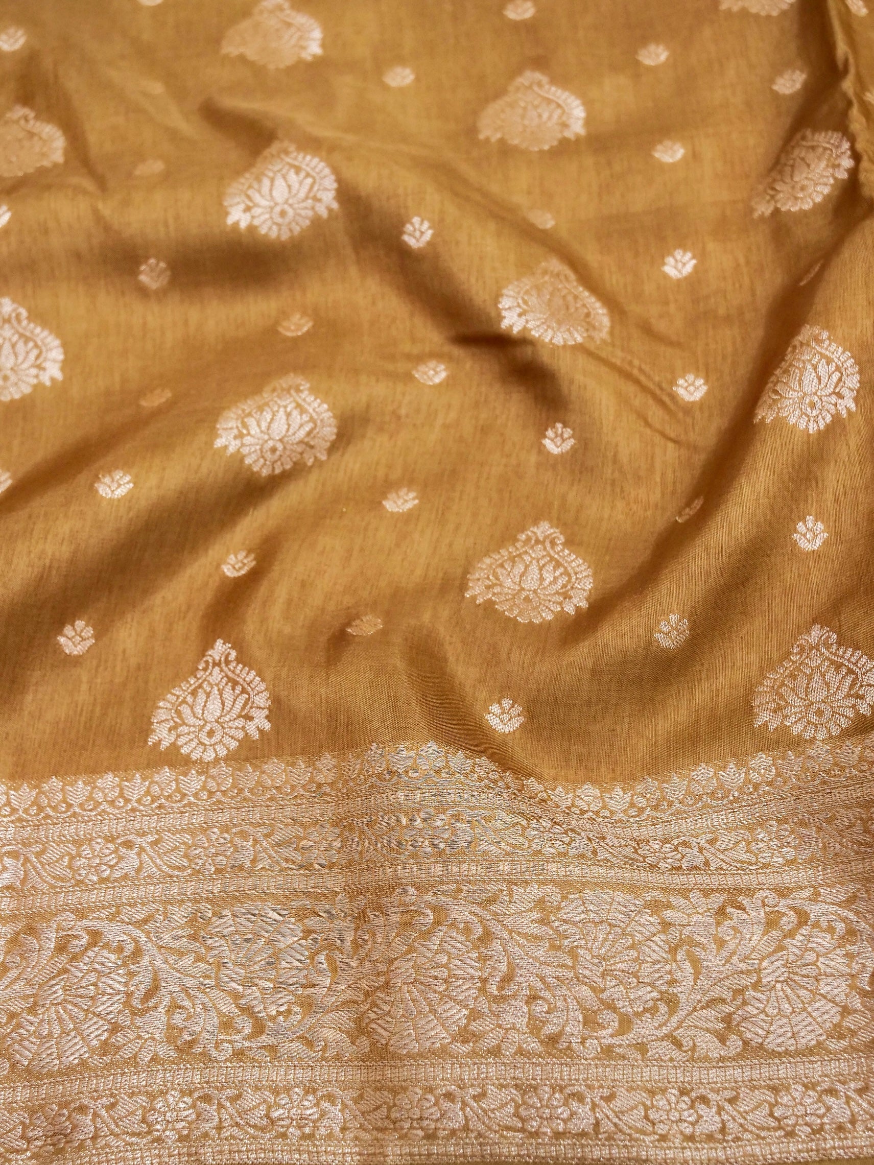 Golden Brown Banarasi Dola Silk Saree - Image 4