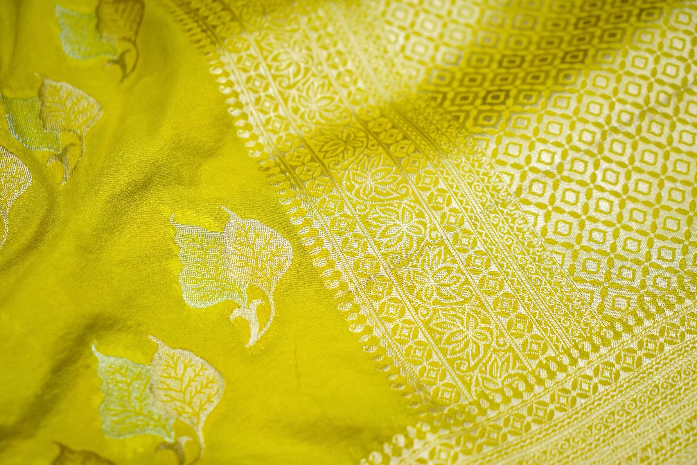 Lime Yellow Banarasi Georgette Saree - Image 7