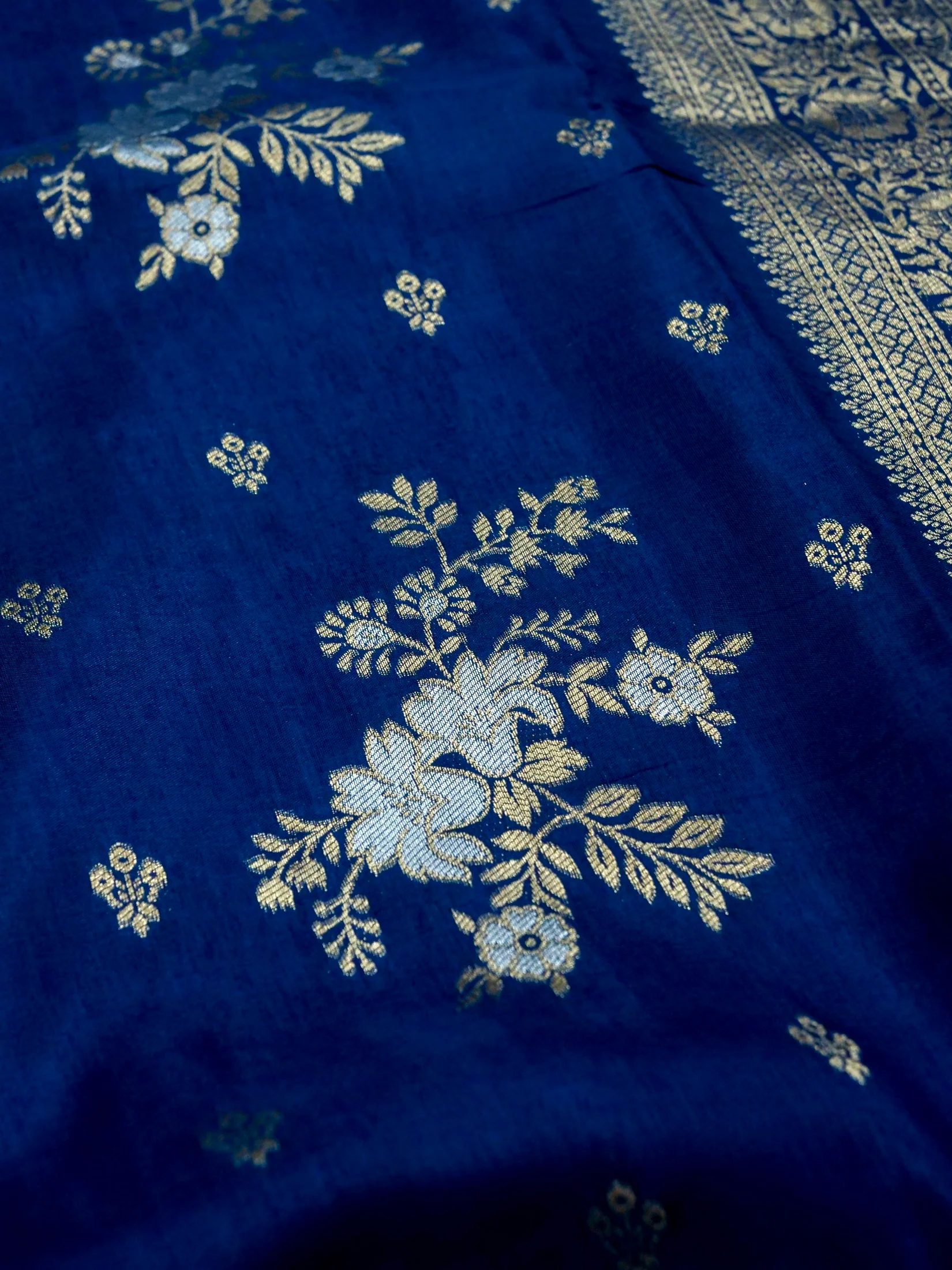 Midnight Blue Banarasi Dola Silk Saree - Image 5