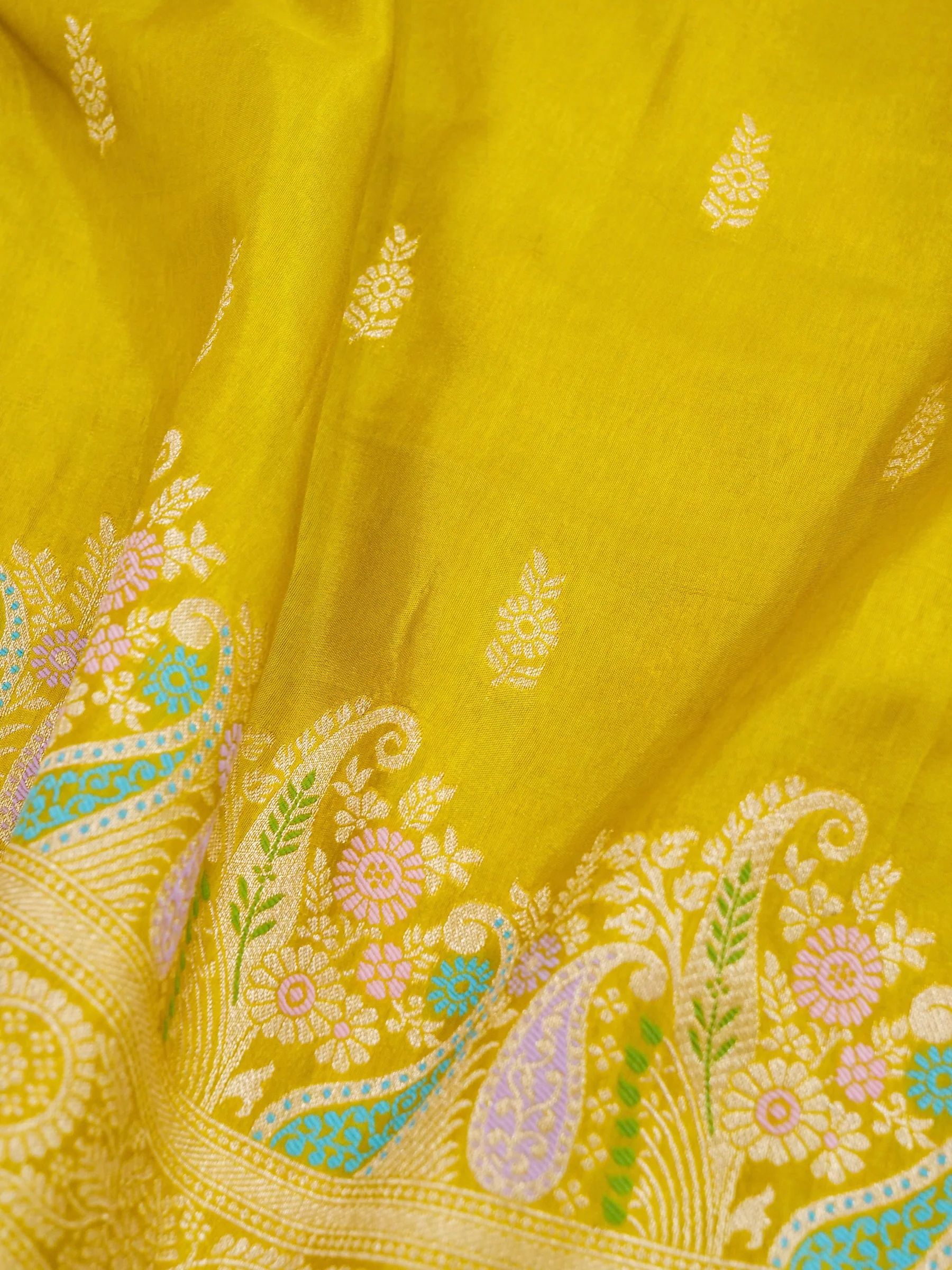 Mustard Yellow Banarasi Dola Silk Saree - Image 4
