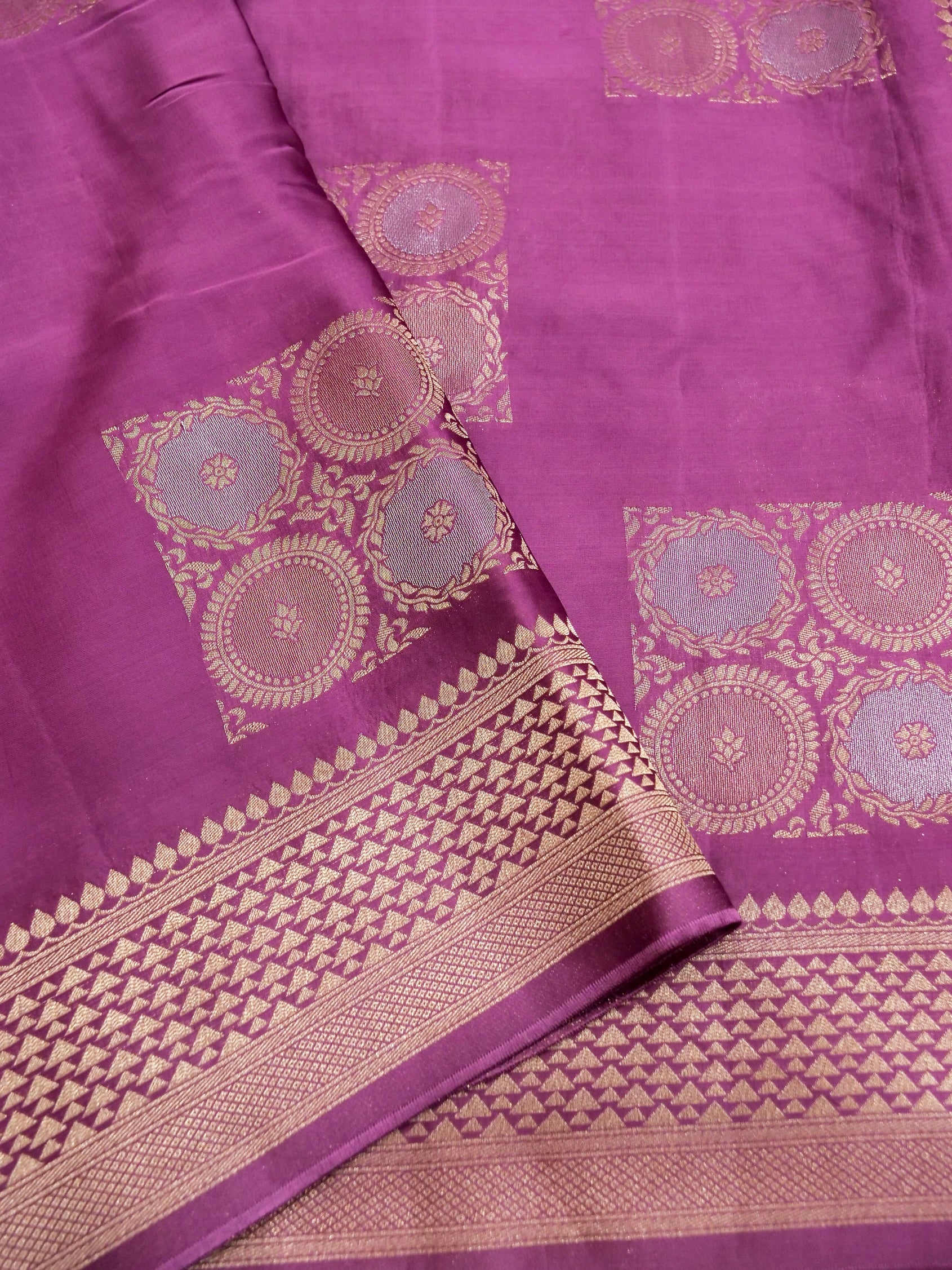 Plum Purple Banarasi Organza Satin Silk Saree - Image 3
