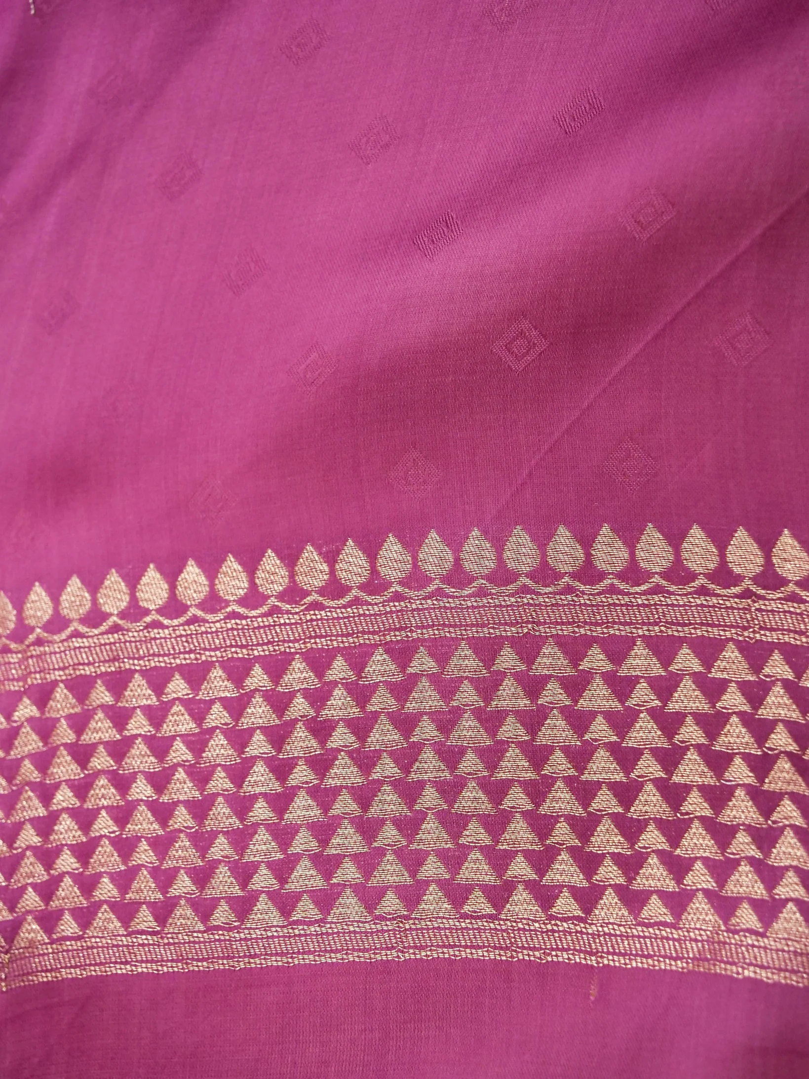 Plum Purple Banarasi Organza Satin Silk Saree - Image 5