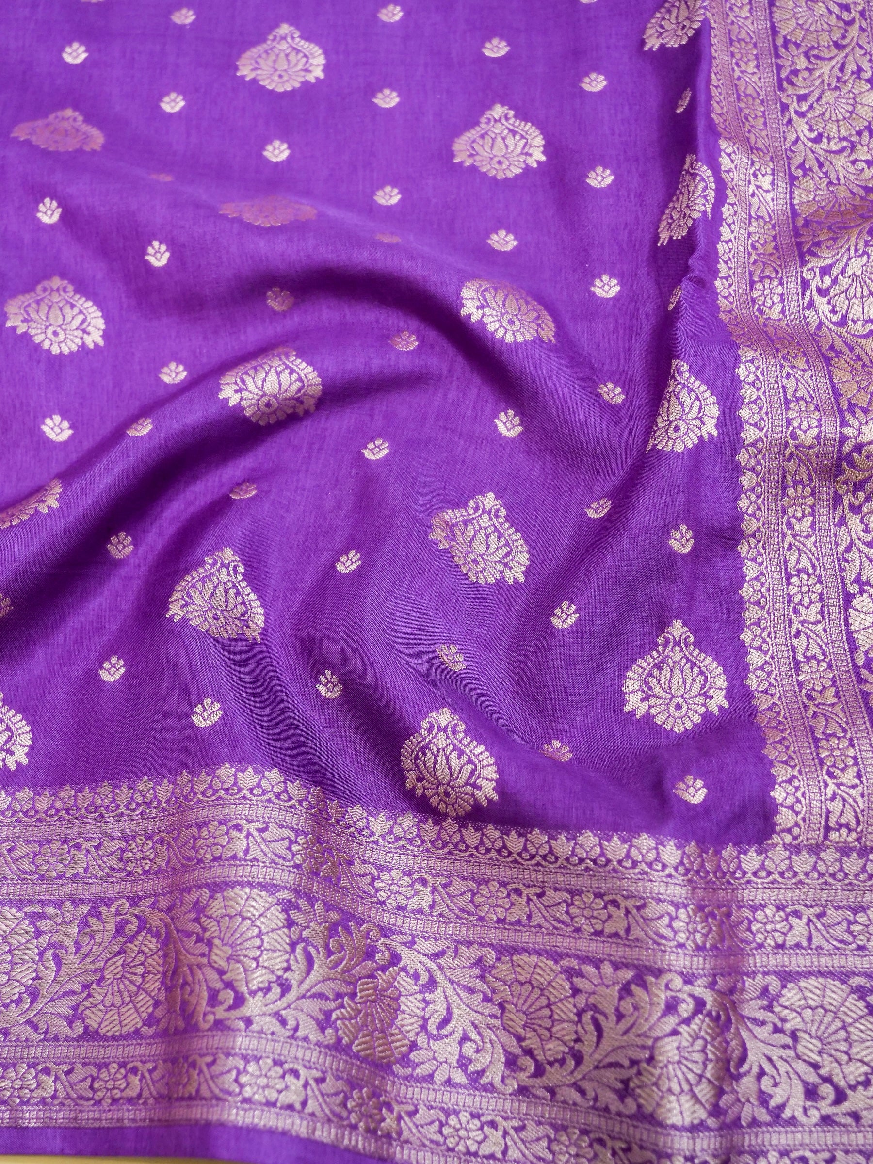 Purple Banarasi Dola Silk Saree - Image 4